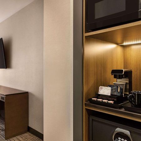 Pacific Gateway Hotel at Vancouver Airport Richmond Extérieur photo